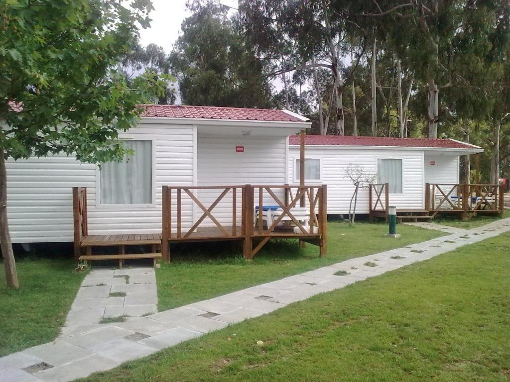 Parque De Campismo Orbitur Evora Hotel Exterior photo